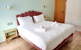 La Perle Hotel